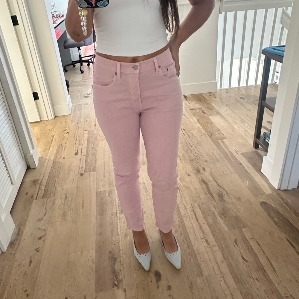 501 LIGHT PINK BUTTON FLY LEVIS JEANS 28x28